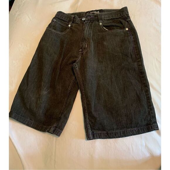 Evolution in Design Men’s Shorts - Picture 7 of 8